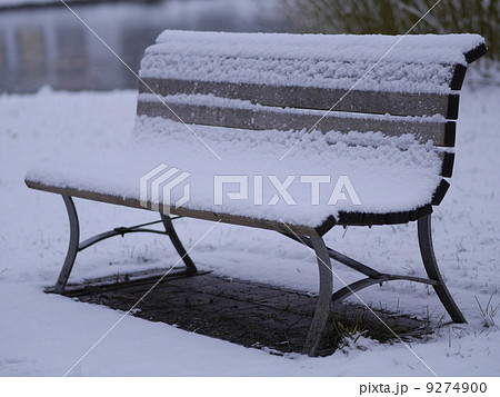 snowy bench snowy bench 9274900