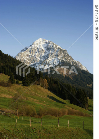 Mountains alps range 9275390