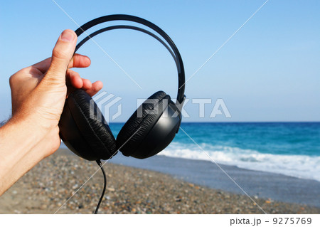 Headphones Headphones 9275769
