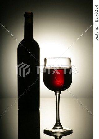Red Wine In Glass 9276224