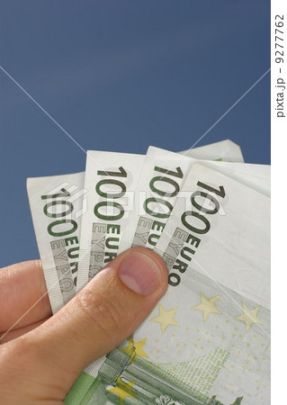 100 Euros 9277762
