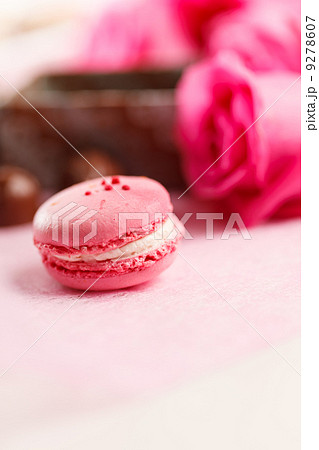 sweet presents 9278607