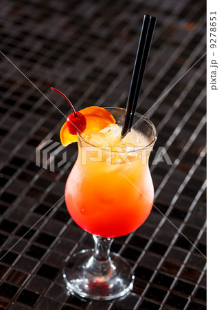 cocktail in the bar 9278651