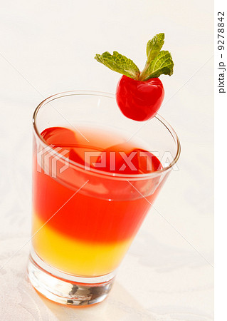 tasty cocktail 9278842