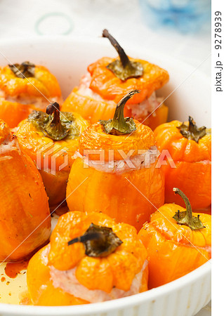 stuffed peppers 9278939
