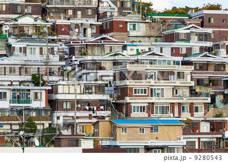 Seoul residential area 9280543