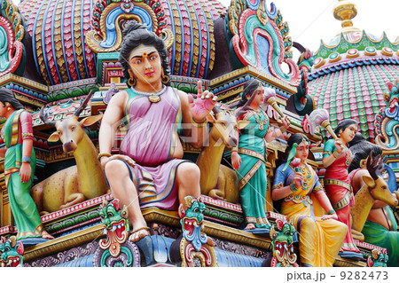 hindu temple statue 9282473