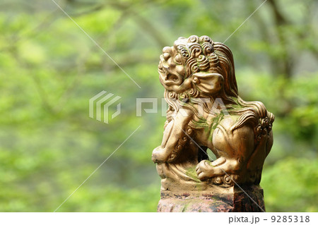 Chinese dragon statue Chinese dragon statue 9285318
