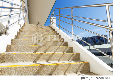Cement staircase 9286181