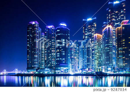 Busan city at night 9287034