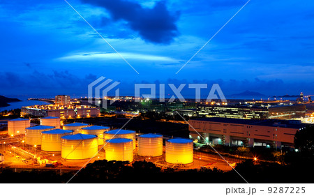 Oil tanks at night Oil tanks at night 9287225