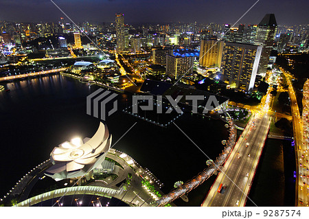 Singapore at night 9287574
