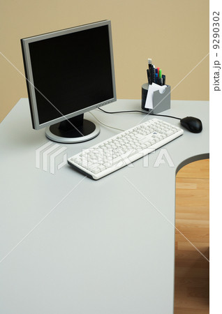 desk at office 9290302