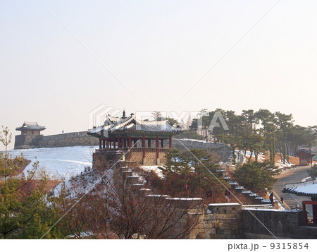 韓国　水原華城　訪花隨柳亭 9315854