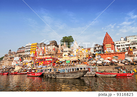 Varanasi ghats 9316825
