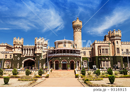 Bangalore palace 9316915