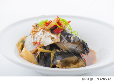 steam fish head steam fish head 9320532