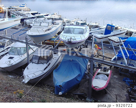 浜名湖にはあちこちにマリーナがあります 浜名湖にはあちこちにマリーナがあります 9320722