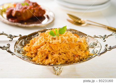 Biryani chicken rice with traditional india food 9323160