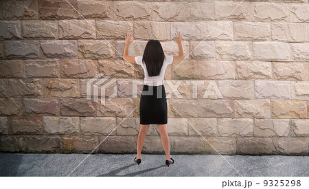 dead end concept photo, asian business woman banging her head ag dead end concept photo, asian business woman banging her head ag 9325298