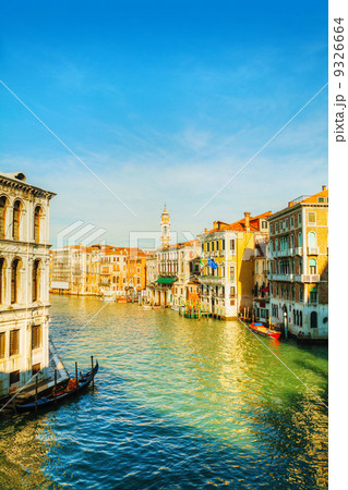 View to Grande Canal in Venice from the Rialto bridge 9326664
