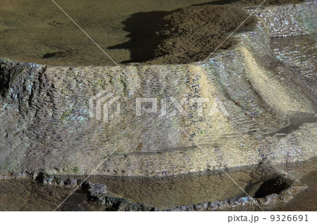 秋芳洞　百枚皿　堆積状態　 9326691