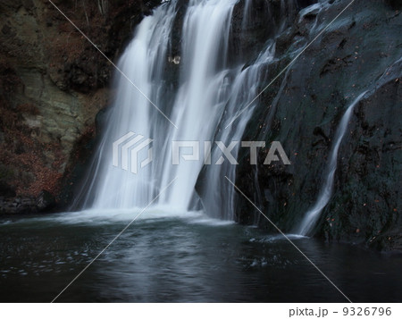竜門の滝 9326796