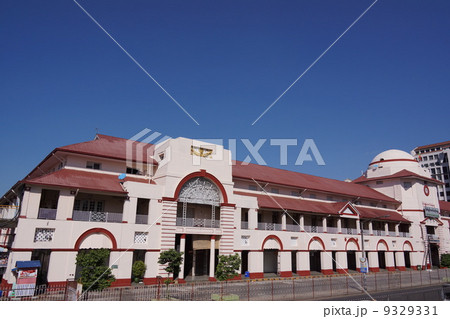 ヤンゴン マーケット外観 yangon 2013 ヤンゴン マーケット外観 yangon 2013 9329331