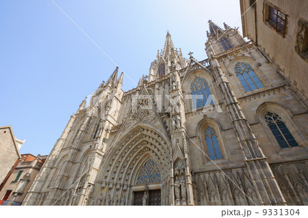 スペイン　バルセロナ　サンタ・エウラリア大聖堂 9331304