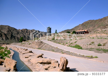 嘉峪関の懸城長城景区 9333377