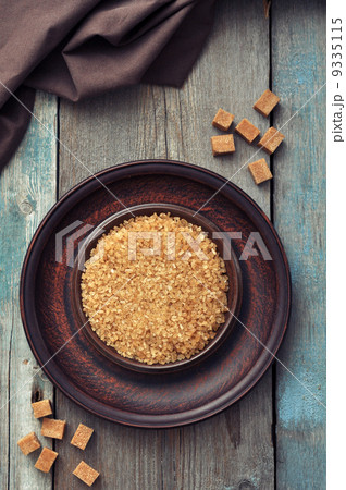 Brown candy sugar 9335115