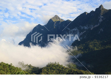 Mountain range in Chiang Mai, Thailand ( Doi Luang, Chiang Dao, 9336217