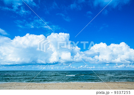 琴引浜より日本海の眺め 9337255