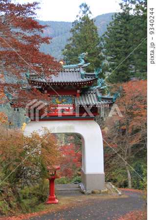 鳥居観音玉華門 9340244
