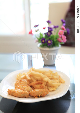 Fish and chips with flower 9340671