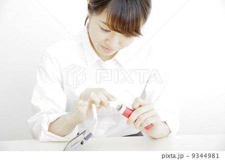 女性ポートレート 9344981