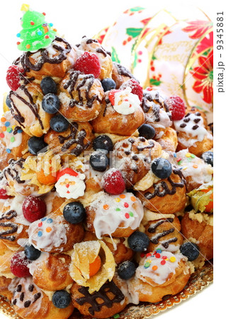 Christmas cake. 9345881