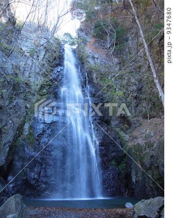 百尋の滝 9347680