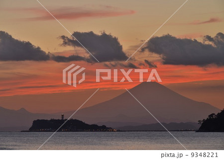 夕暮れのとき 9348221