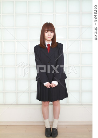美白女子高生 9348265