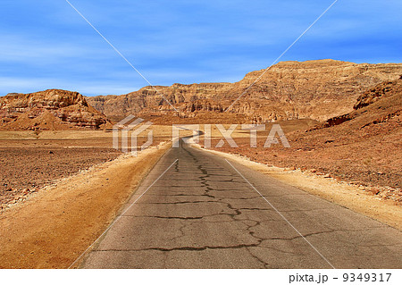 Road through red mountains in Timna park. 9349317