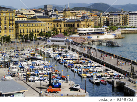Harbor in San Sebastian, Spain Harbor in San Sebastian, Spain 9349752