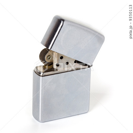 Silver metal zippo lighter Silver metal zippo lighter 9350113