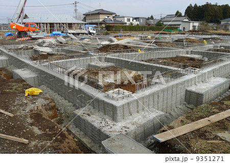 基礎工事 9351271