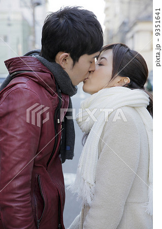 カップル 9351641