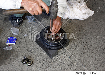 自動車車の車検点検整備修理 自動車車の車検点検整備修理 9352355