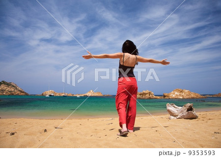 welcome to Pregonda beach 9353593