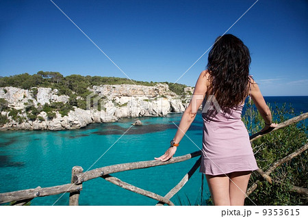 dark haired woman on holidays 9353615