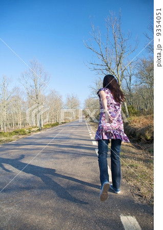 running on a lonely road 9354051