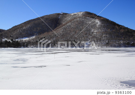 大沼と地蔵岳（赤城山） 9363100